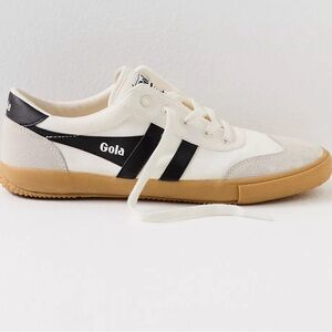 Brand new in box Gola Badminton Court Sneakers off white/black size 6